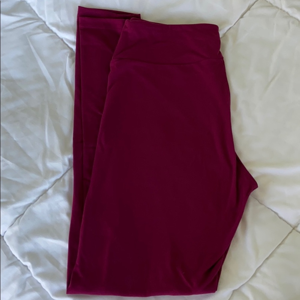 New LuLaRoe Leggings , Deep Wine 🍷 Color
